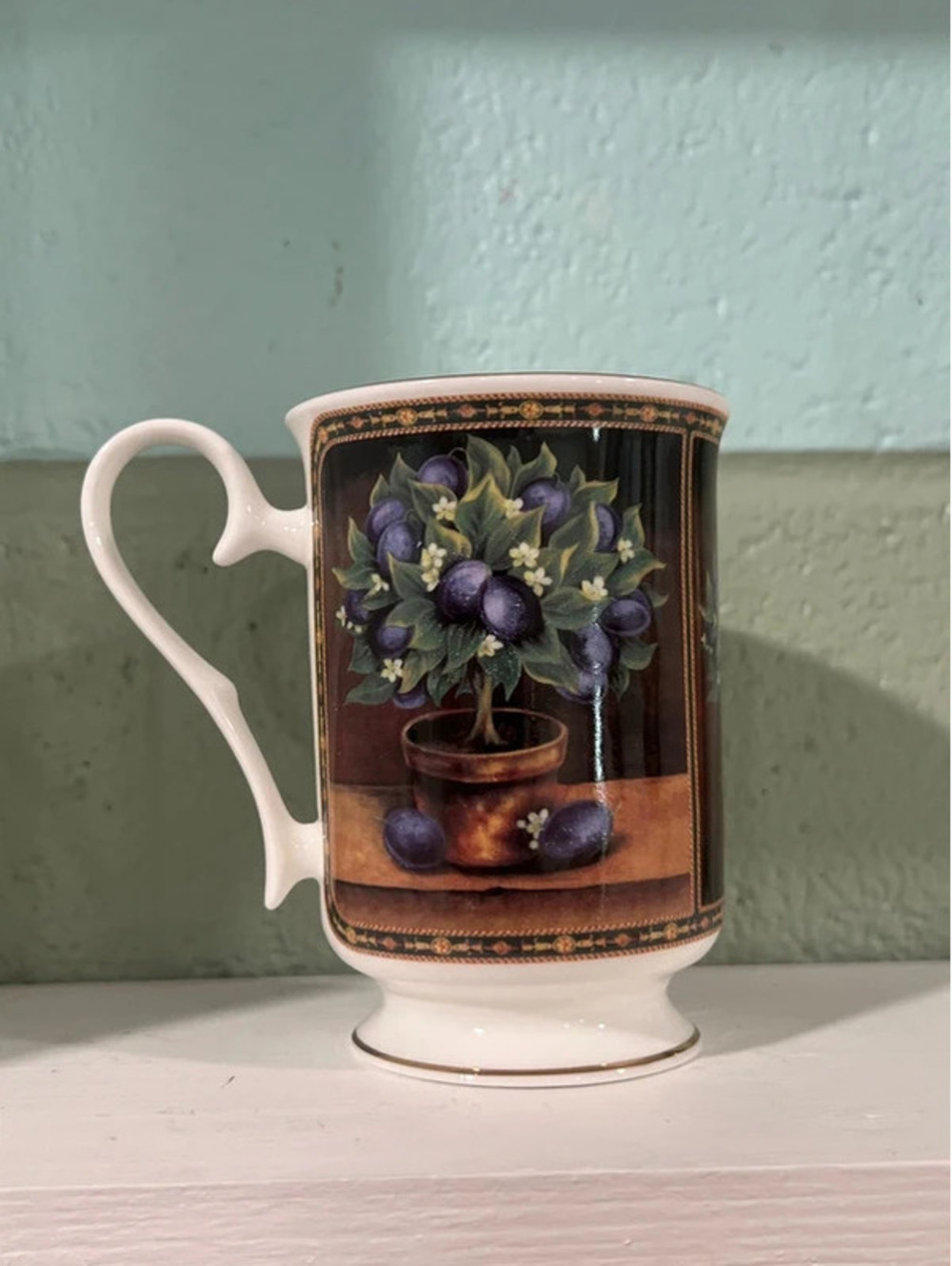 Royale Garden Bone China Mug